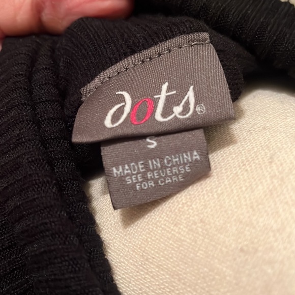 Black Turtleneck Sweater S - Picture 5 of 5